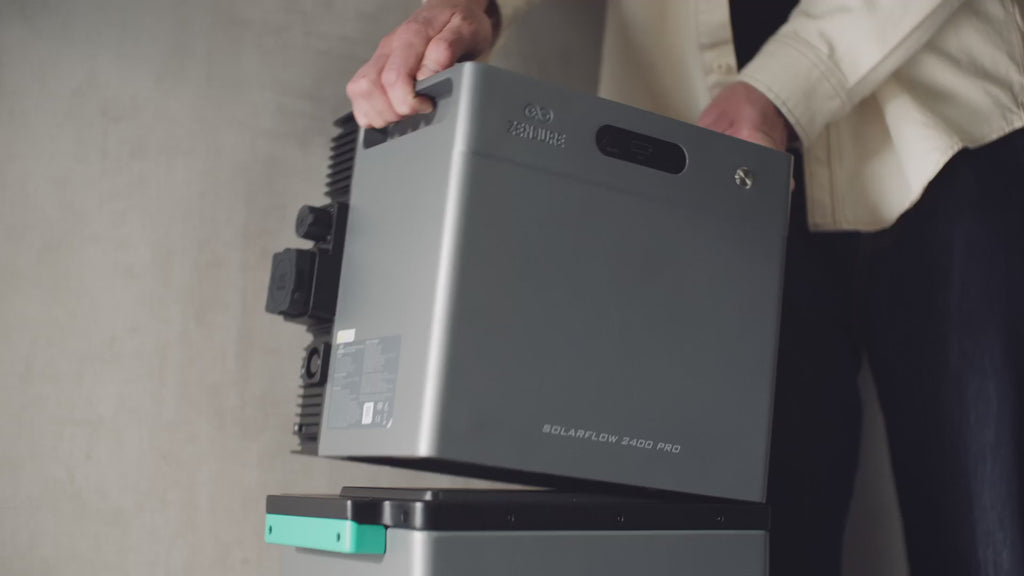 Zendure SolarFlow 2400 Pro Balkonkraftwerk Speicher mit 2,4 kWh Kapazität erweiterbar bis 16,8 kWh